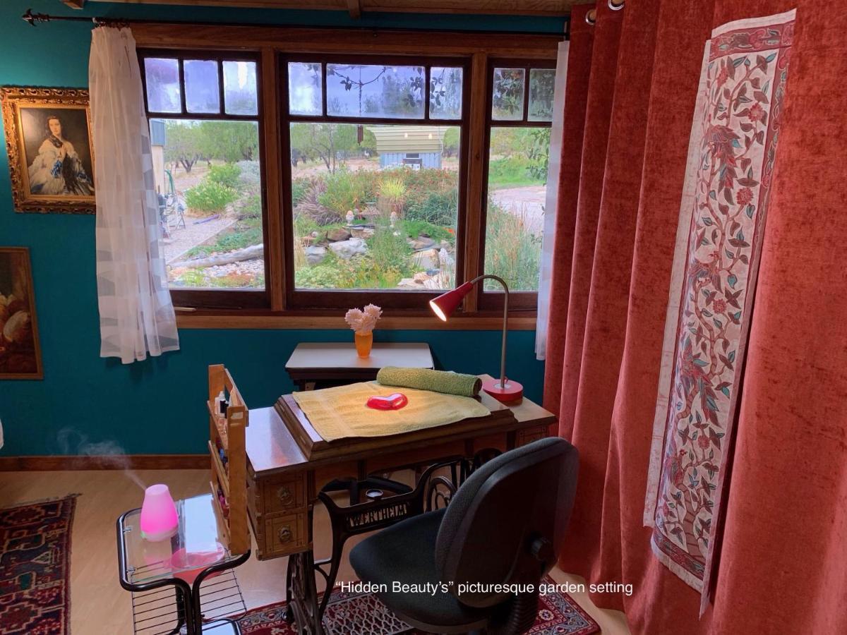 The Old Chaff Mill Organic Vineyard Retreat Bed & Breakfast *
