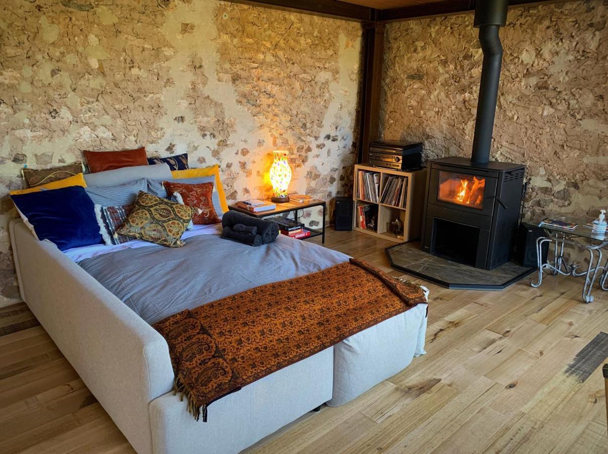 Bed & Breakfast The Old Chaff Mill Organic Vineyard Retreat *